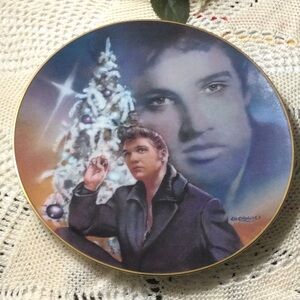 Elvis Presley Blue Christmas collectors plate 1992